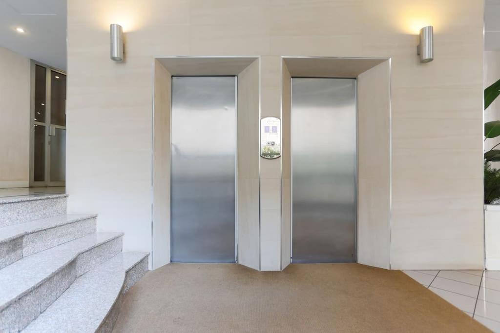 Porta Nuova Moscova: Cozy Apartment Near Duomo! Milan Luaran gambar